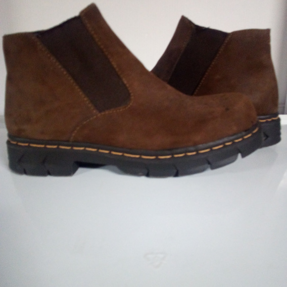 BARE TRAPS Sugar Dk Brown Shoe Bootie Women's Sz 6 - Picture 1 of 2